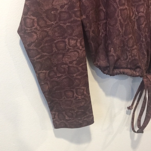 EVOLUTION AND CREATION Women’s Long Sleeve Bolero Inspired Tie Front Top Size S - Picture 6 of 10